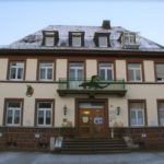 Bibliotheksfront im Winter (Foto: Bonacker)