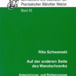 Cover Schriftenreihe und Materialien Band 85 "Auf der anderen Seite des Wandschranks"
