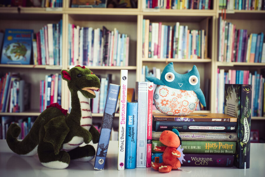 Plüschtiere im Vorleser-Raum des Projektes ViF (Vorlesen in Familien)