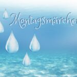 der Unterwasserblick in ein unendlich weites, lichtblaues Meer wird durch vorgelagerte große Wassertropfen aufgelockert.